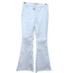 VERSONA White Jeans Size 6 Flared Pull On Stretch Denim NWT